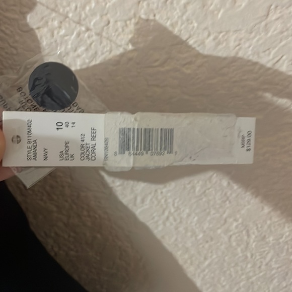 Top - Picture 3 of 3